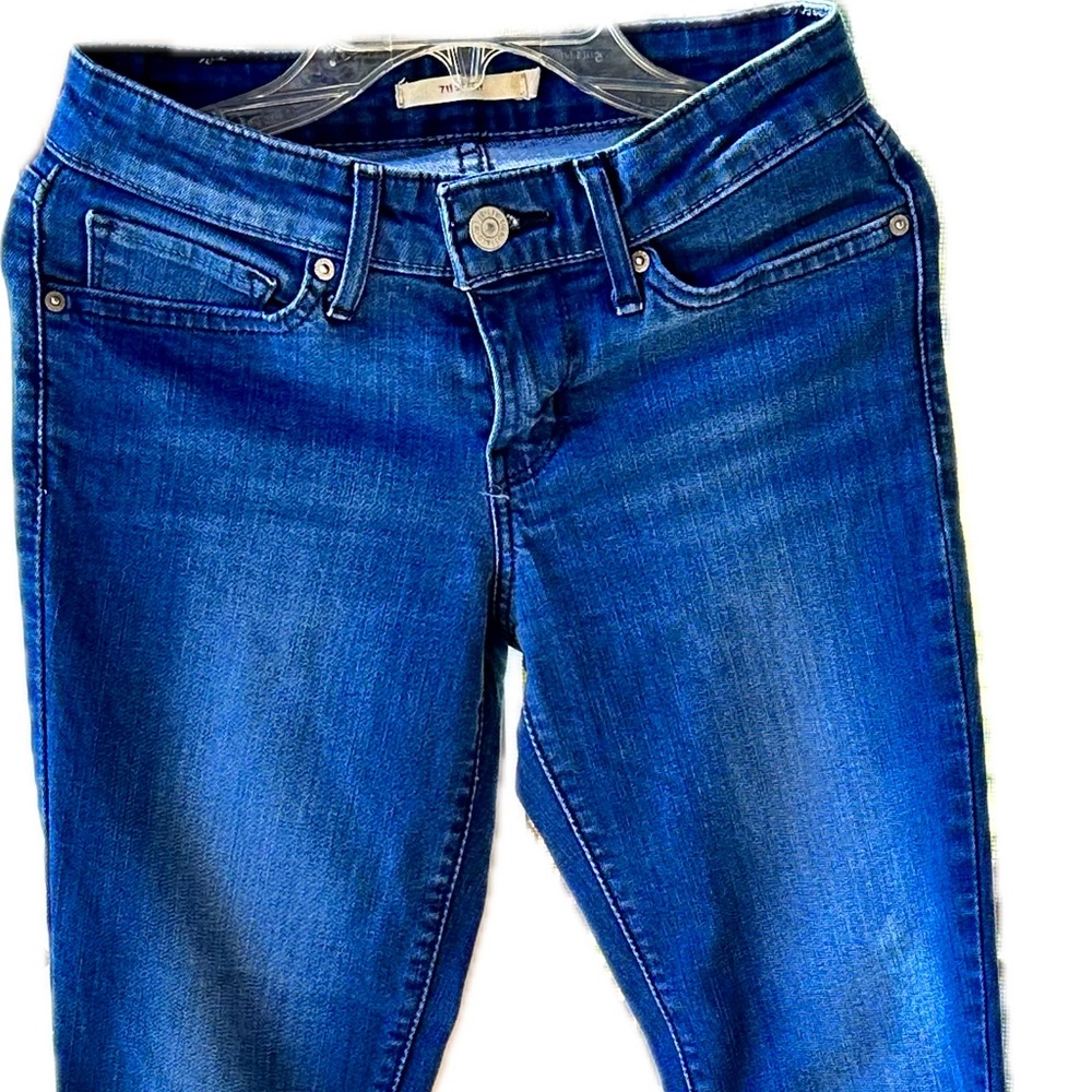 Levi 711-25
